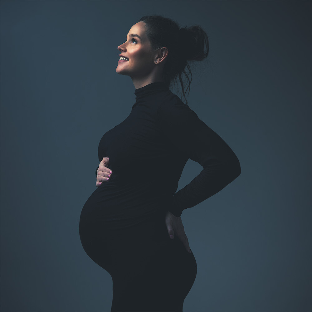 Maternity Photographer Nadia Chapman - Virginia - Blue